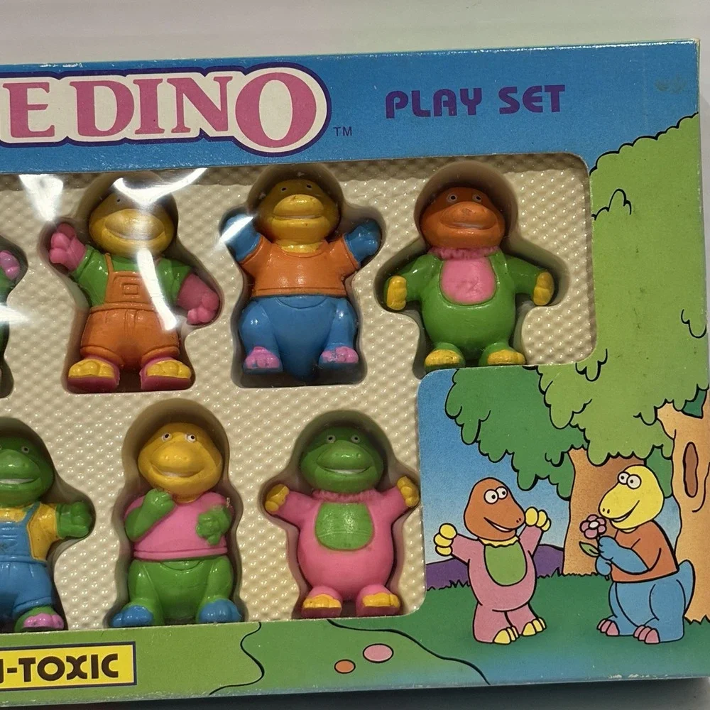 Soma Vintage Love Dino Dinosaur Set of 12 Safe Non Toxic Play Figures 1993 NOS